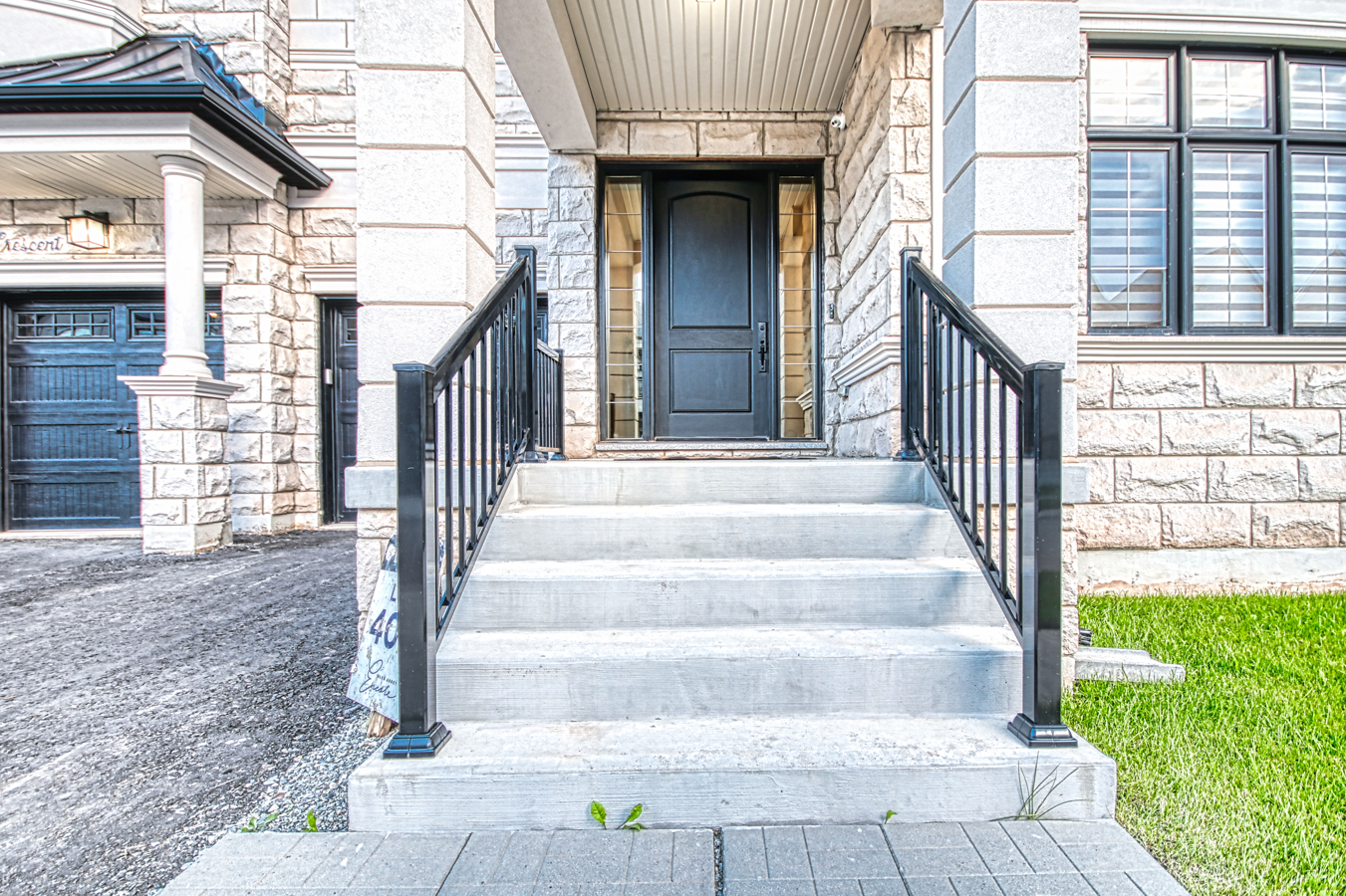 2326 Hyacinth Cres Oakville, ON L6M 4G3 (12 of 94)